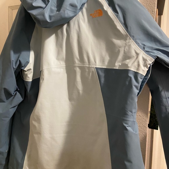 The North Face Blue and Light Blue Jacket - Picture 5 of 7